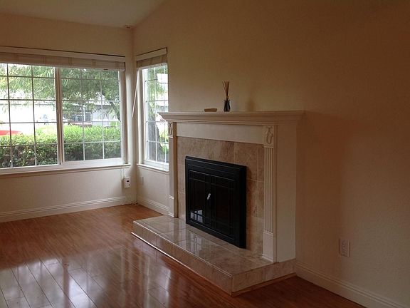 2nd image of 1858 Oak Bluff Way