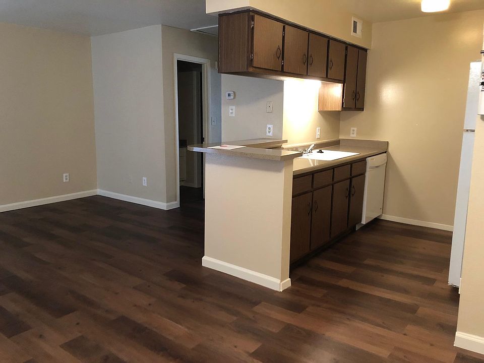 1st image of 311 S Hill St APT B