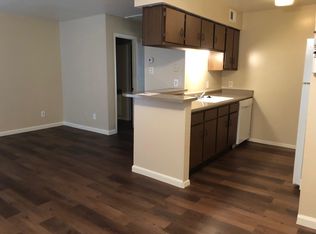 311 S Hill St APT B, Alvin, TX 77511