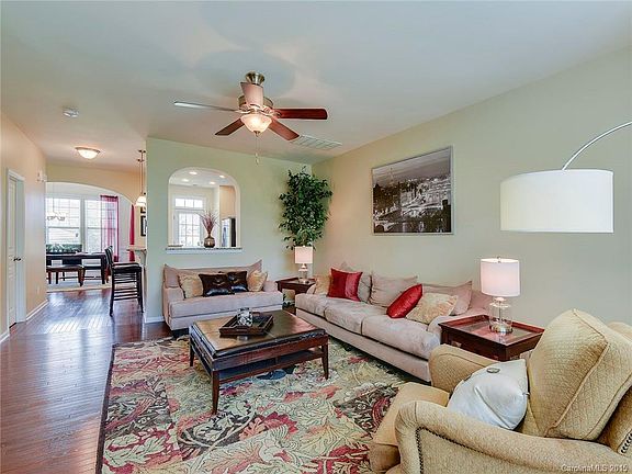 5th image of 858 Windy Falls Dr #15