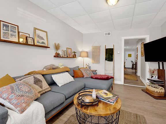 3rd image of 2919 N Seeley Ave APT 1F