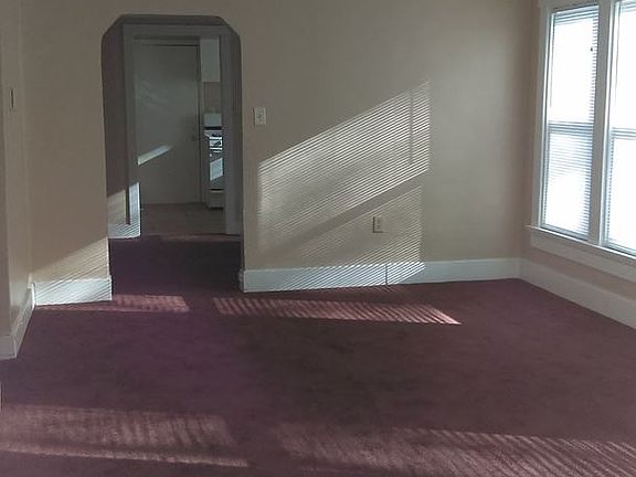 3rd image of 540 Martha Ave