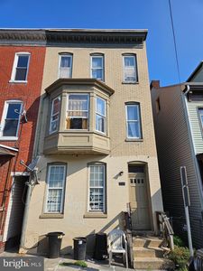 569 W Philadelphia St, York, PA, 17401