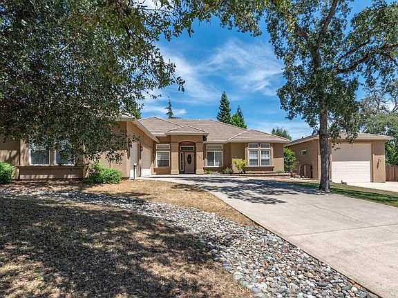 2nd image of 2795 Royal Park Dr