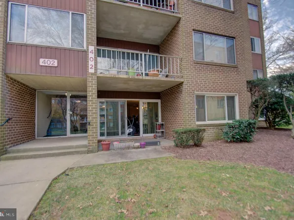 402 Girard St #1, Gaithersburg, MD 20877