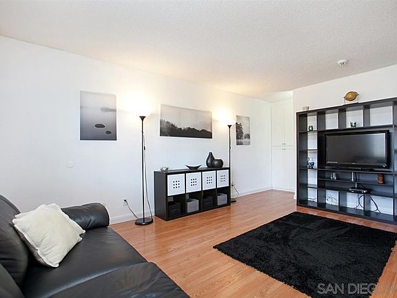 4th image of 3532 Meade Ave APT 43