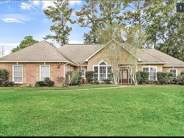 514 River Oaks Dr, Covington, LA 70433