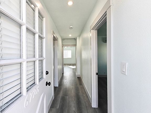 3rd image of 6728 S Whittier Ave #6728