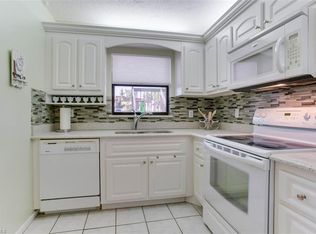 4269 27th Ct SW APT 102, Naples, FL 34116