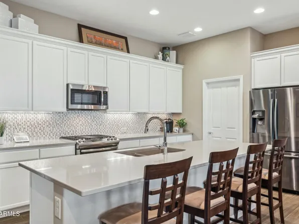 16954 W PALM Lane, Goodyear, AZ 85395