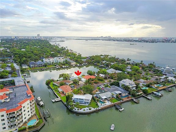 5th image of 1861 Venetian Point Dr