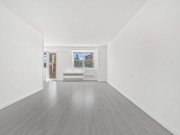5th image of 4750 59th St APT 2F