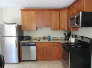 402 Hanover St #2A, Boston, MA 02113