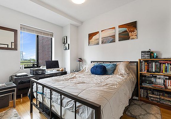 4th image of 353 E 104th St APT 7C