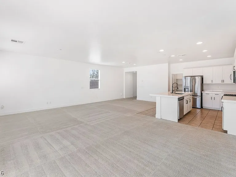 1002 Solemn Cactus Ave — Photo 5