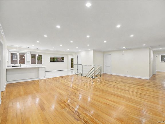 4th image of 5 Bellingham Lane