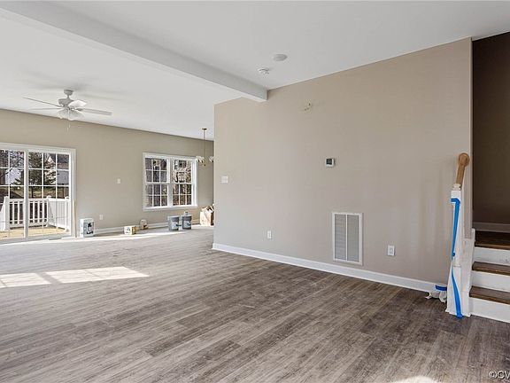 5th image of 1700 Dinwiddie Ave
