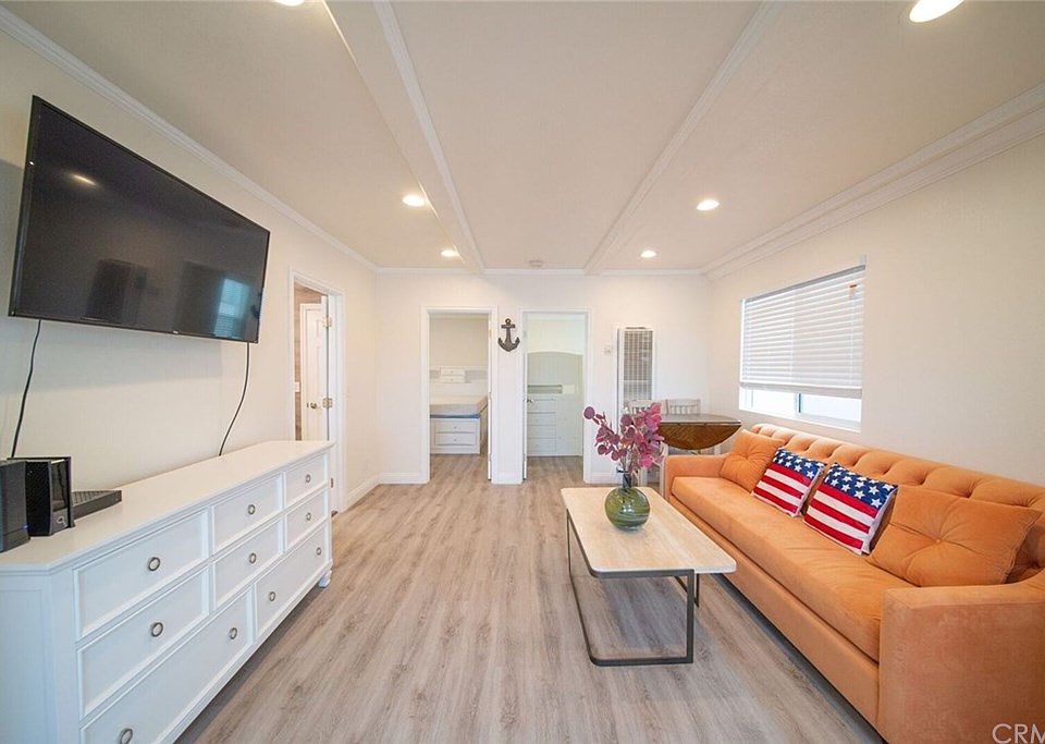 1st image of 1613 W Balboa Blvd #1613