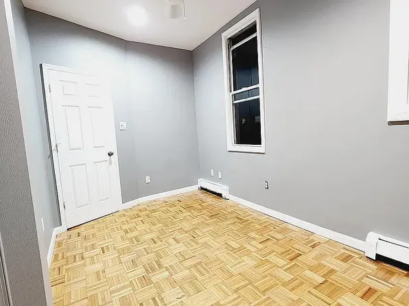 89 West 20th Street image 5 of 6