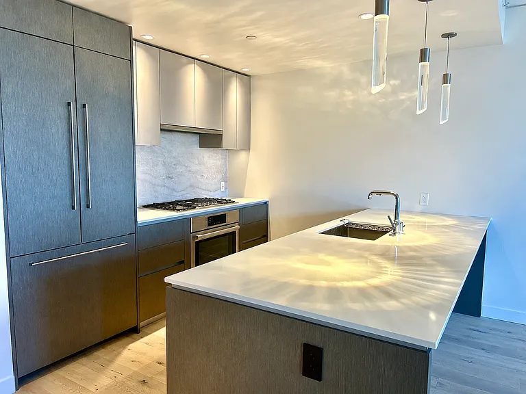 2510 6th Ave #501 — Photo 12