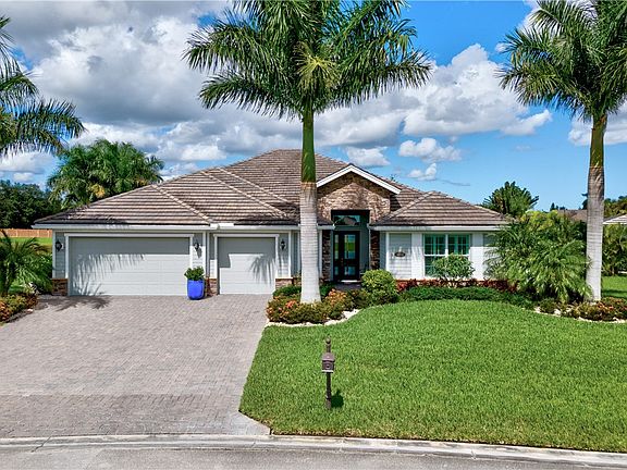 2nd image of 4753 Four Lakes Cir SW