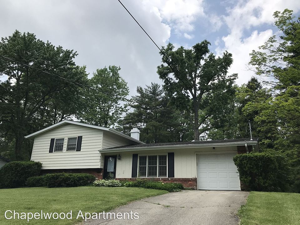 1st image of 8701 Brittany Dr