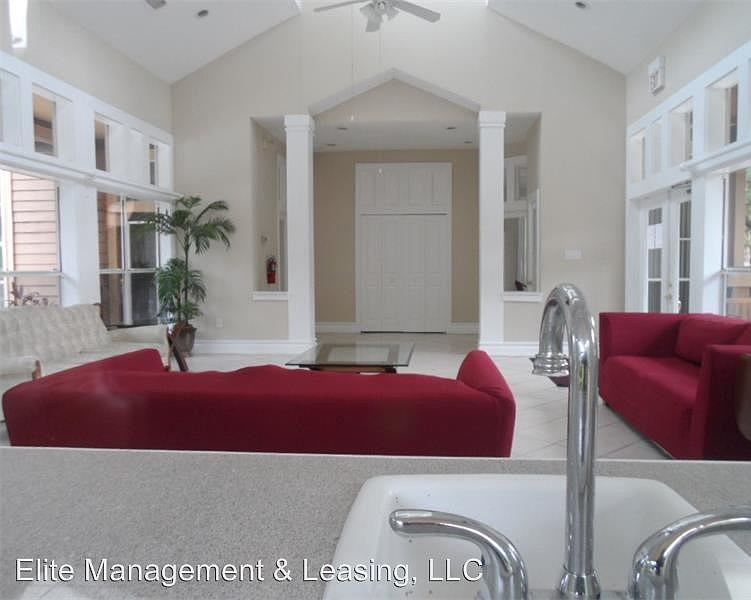 1st image of 482 N Pin Oak Pl APT 306
