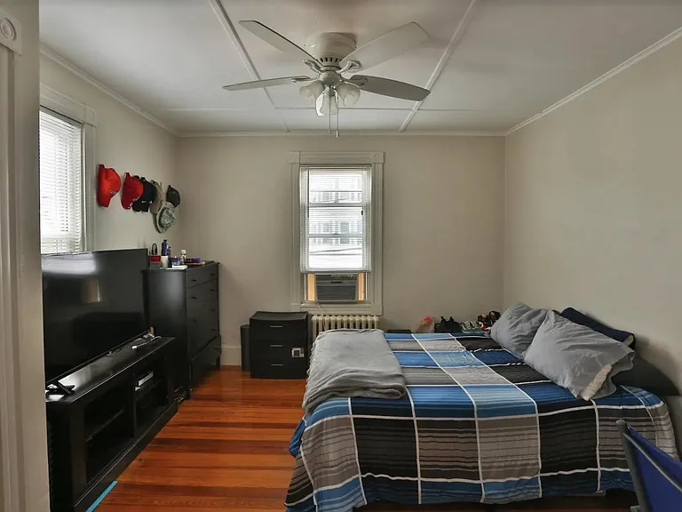 17 Forest Ave #2 — Photo 11