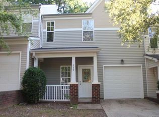 229 Doughton Ln, Charlotte, NC 28217