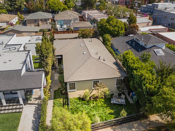 3rd image of 242 Dimmick Ave