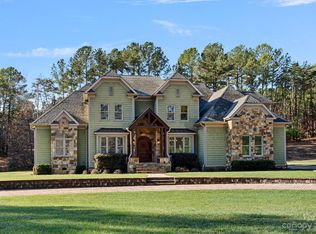 176 Park Crest Dr, Troutman, NC 28166