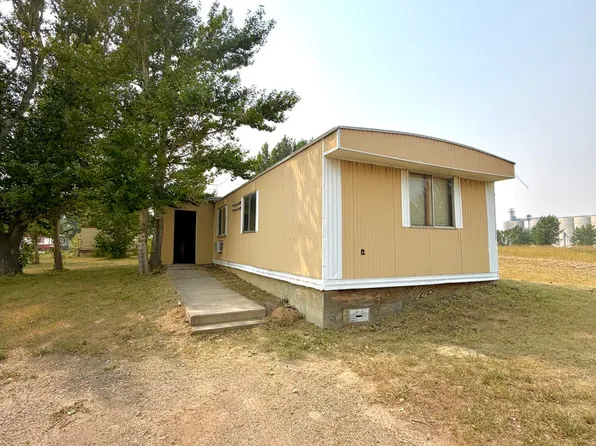 3450 Us Highway 2 NE #21, Havre, MT 59501
