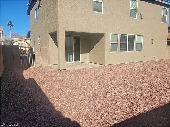 3rd image of 9711 Spinnaker Creek Ave