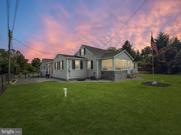 4 Albert Ave, Bordentown, NJ 08505