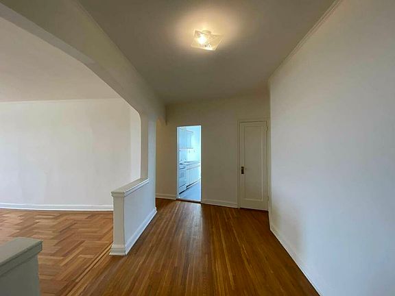 4th image of 83-21 Lefferts Blvd #6N