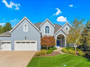 15046 Granada Rd, Leawood, KS 66224