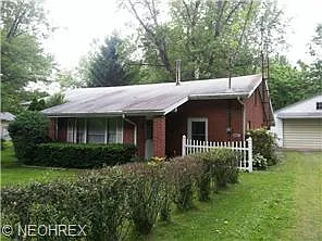 8807 Howland Wilson Rd SE photo 1