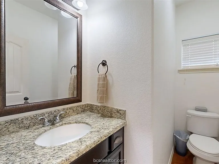 413 Hayes Ln #C & D — Photo 14