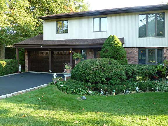 2nd image of 50 Lindron Ave