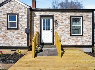 132 S 7th Ave, Beech Grove, IN 46107