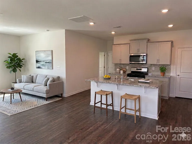 122 Old Home Rd — Photo 5