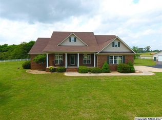 893 Beth Rd, New Market, AL 35761