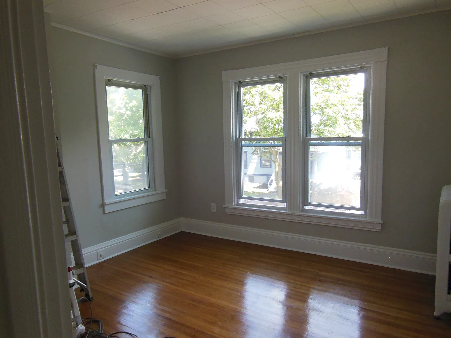 Studio, 400 sqft, $800 — Photo 2