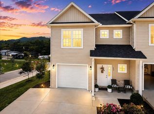 283 Louise Ln, Elliston, VA 24087
