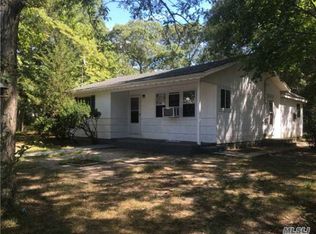64 Beach Ln, Coram, NY 11727