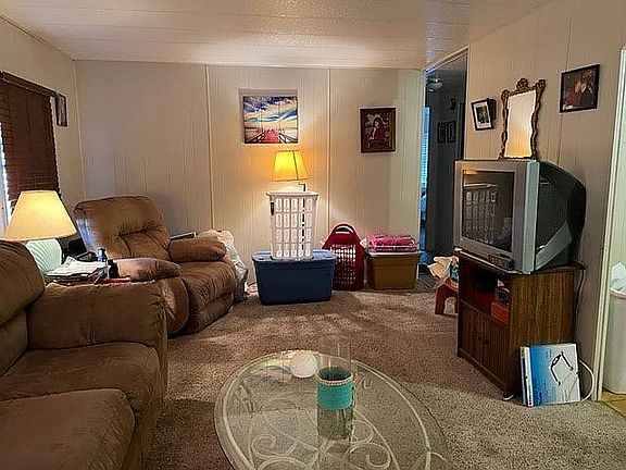 5th image of 185 Hibiscus Dr