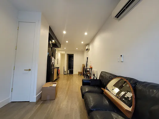 Rented by Lodger Corp | media 8