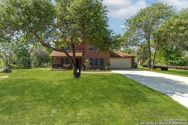 3 bed, 2.5 bath, 2060 sqft, $2,500 — Photo 4