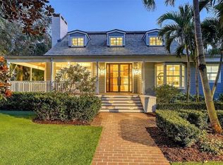 1774 Cherokee Dr, Sarasota, FL 34239