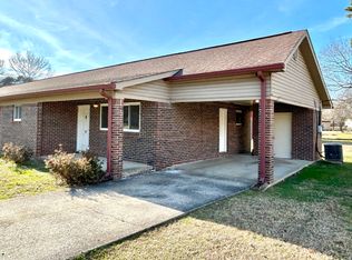 395 Page Rd, Rossville, GA 30741